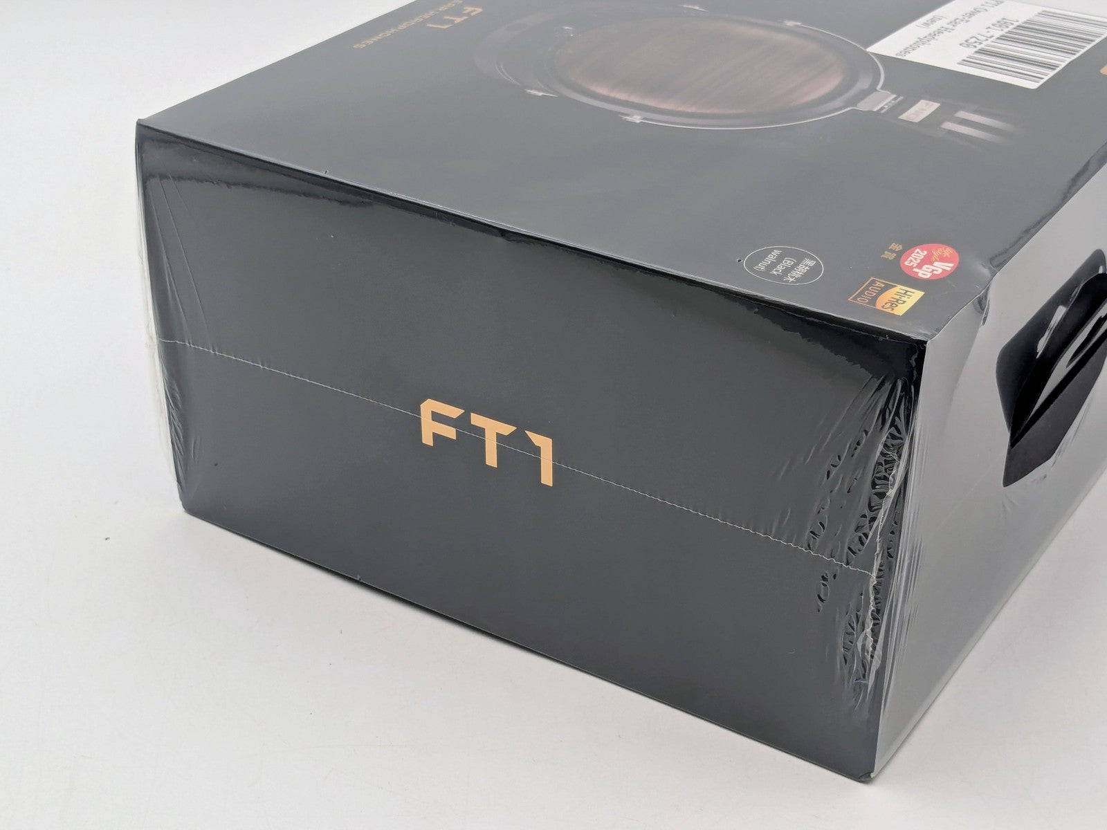 FiiO FT1 - side view