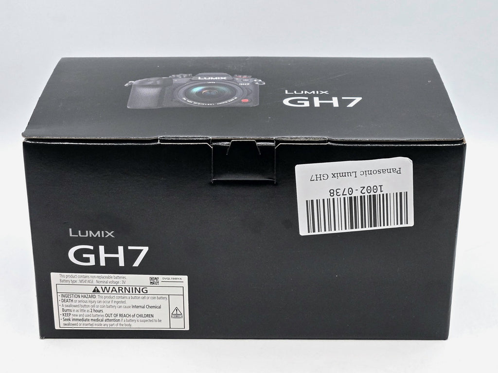 Panasonic Lumix GH7 kit - top view